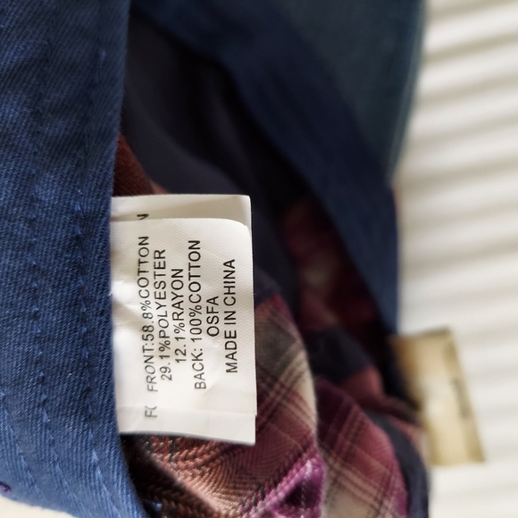 Adjustable I Love Mickey hat - Picture 3 of 6